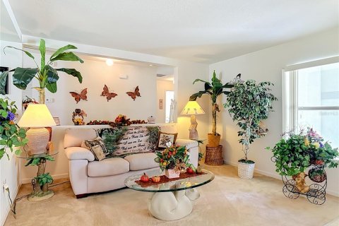 Villa ou maison à vendre à Palm Coast, Floride: 4 chambres, 167.78 m2 № 2433202 - photo 7