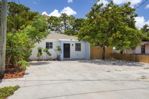Villa ou maison à vendre à Miami, Floride: 4 chambres, 127.46 m2 № 2146471 - photo 28