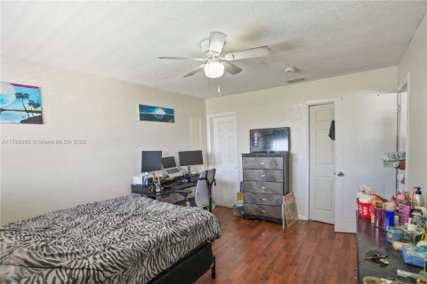 Condo in Fort Lauderdale, Florida, 3 bedrooms  № 1863203 - photo 17