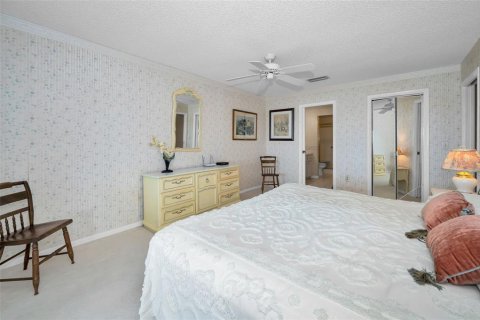 Condo in Belleair Bluffs, Florida, 1 bedroom  № 1780476 - photo 19