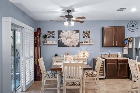 Casa en venta en Tavares, Florida, 4 dormitorios, 173.45 m2 № 1815084 - foto 14