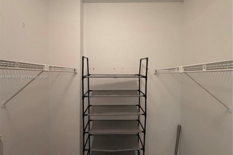 Condominio en alquiler en Lauderhill, Florida, 2 dormitorios, 117.06 m2 № 2029711 - foto 14