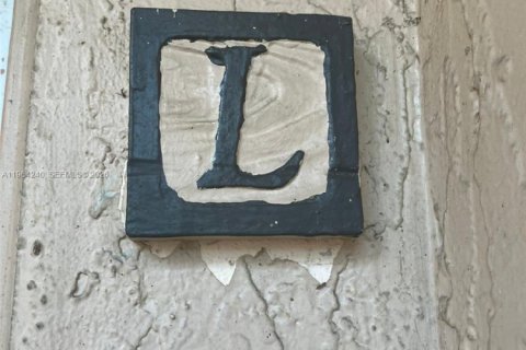 Condominio en Deerfield Beach, Florida, 3 dormitorios  № 2026664