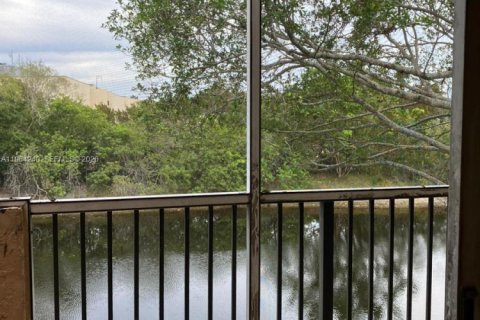 Condominio en alquiler en Deerfield Beach, Florida, 3 dormitorios, 90.49 m2 № 2026664 - foto 14