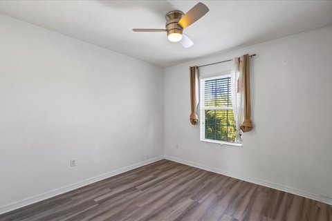 Townhouse in Gibsonton, Florida 3 bedrooms, 156.45 sq.m. № 2122218 - photo 22