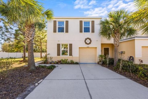 Adosado en Gibsonton, Florida 3 dormitorios, 156.45 m2 № 2122218