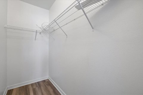 Townhouse in Gibsonton, Florida 3 bedrooms, 156.45 sq.m. № 2122218 - photo 24