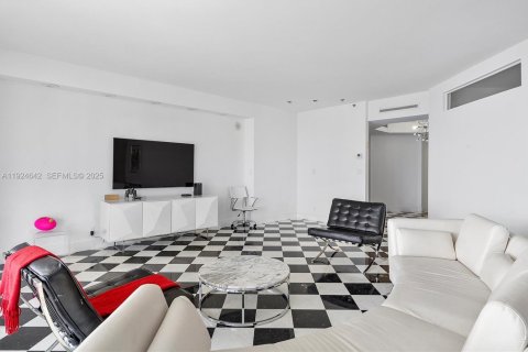 Condominio en venta en Aventura, Florida, 2 dormitorios, 219.25 m2 № 1985884 - foto 7