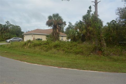 Land in North Port, Florida № 2165036 - photo 4