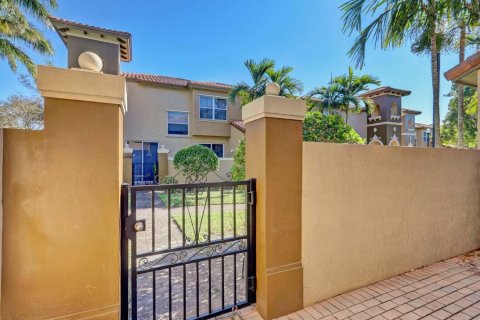 Touwnhouse à louer à Royal Palm Beach, Floride: 3 chambres, 129.69 m2 № 2392902 - photo 17