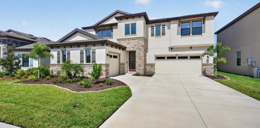 House in Fish Hawk, Florida 5 bedrooms, 392.79 sq.m. № 2309991