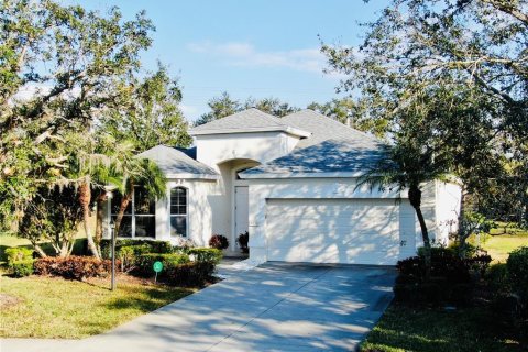 House in Bradenton, Florida 3 bedrooms, 170.01 sq.m. № 1562194 - photo 2