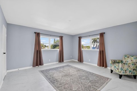 Condo in Boynton Beach, Florida, 2 bedrooms  № 2170008 - photo 18