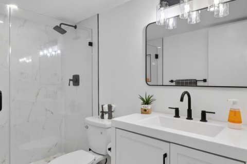 Condo in Boynton Beach, Florida, 2 bedrooms  № 2170008 - photo 23