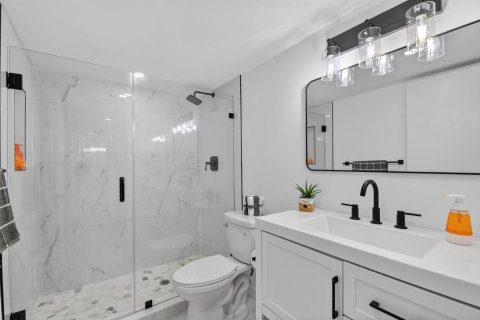 Condo in Boynton Beach, Florida, 2 bedrooms  № 2170008 - photo 22