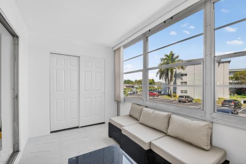 Condo in Boynton Beach, Florida, 2 bedrooms  № 2170008 - photo 17