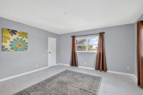 Condo in Boynton Beach, Florida, 2 bedrooms  № 2170008 - photo 19
