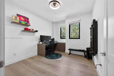 Townhouse in Dania Beach, Florida 3 bedrooms, 148.64 sq.m. № 2036005 - photo 17