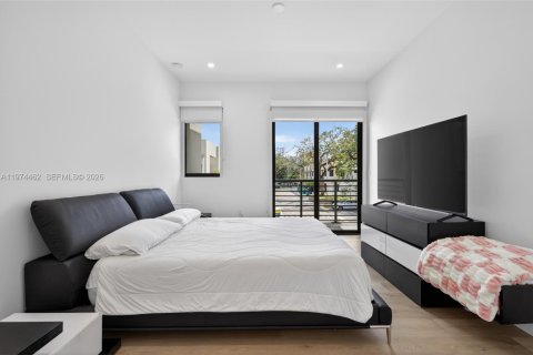 Townhouse in Dania Beach, Florida 3 bedrooms, 148.64 sq.m. № 2036005 - photo 21