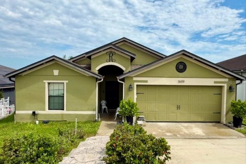 Villa ou maison à Dundee, Floride 3 chambres, 150.13 m2 № 2312726