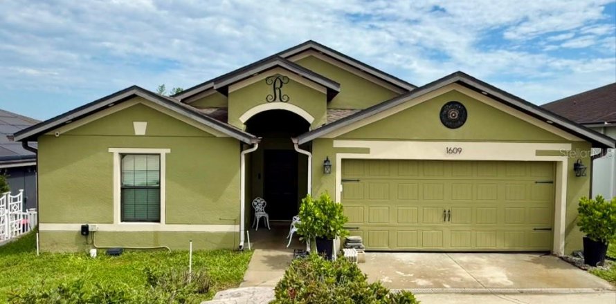 Villa ou maison à Dundee, Floride 3 chambres, 150.13 m2 № 2312726