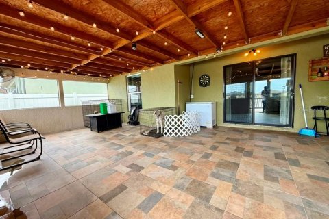 Villa ou maison à louer à Dundee, Floride: 3 chambres, 150.13 m2 № 2312726 - photo 4