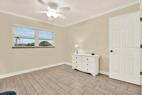 Condominio en venta en Saint Petersburg, Florida, 2 dormitorios, 104.52 m2 № 1780383 - foto 17