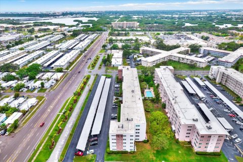 Condominio en venta en Saint Petersburg, Florida, 2 dormitorios, 104.52 m2 № 1780383 - foto 19