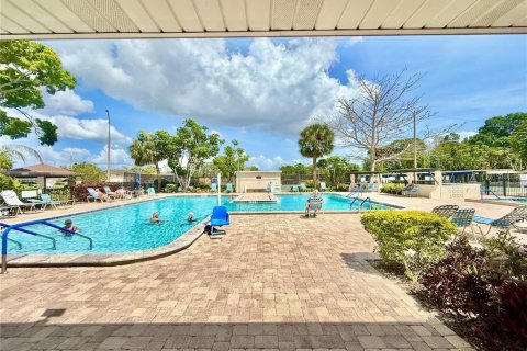 Condominio en venta en Saint Petersburg, Florida, 2 dormitorios, 104.52 m2 № 1780383 - foto 26