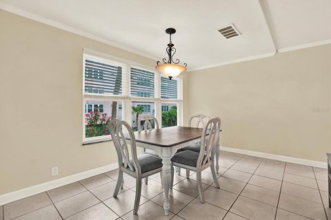 Condominio en venta en Saint Petersburg, Florida, 2 dormitorios, 104.52 m2 № 1780383 - foto 12