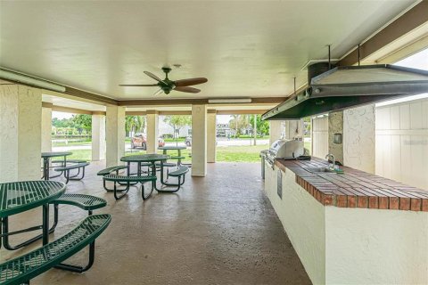 Condominio en venta en Saint Petersburg, Florida, 2 dormitorios, 104.52 m2 № 1780383 - foto 28