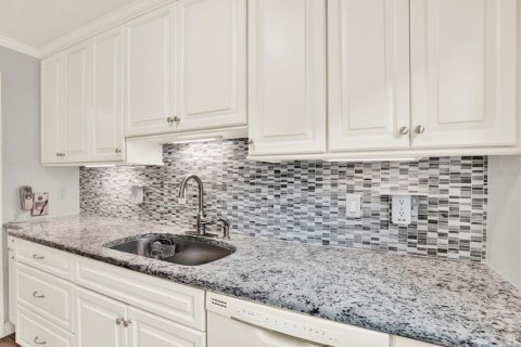 Condominio en venta en Saint Petersburg, Florida, 2 dormitorios, 104.52 m2 № 1780383 - foto 10
