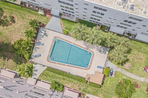 Condominio en venta en Saint Petersburg, Florida, 2 dormitorios, 104.52 m2 № 1780383 - foto 21