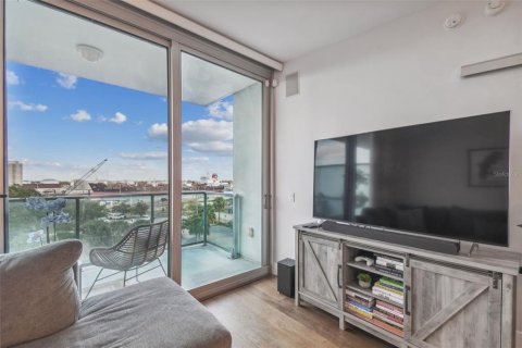 Condo in Tampa, Florida, 2 bedrooms  № 1766161 - photo 13