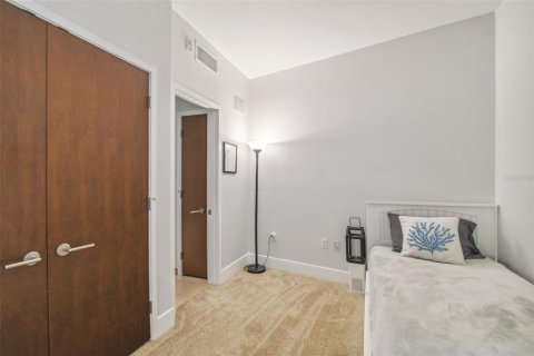 Condo in Tampa, Florida, 2 bedrooms  № 1766161 - photo 6