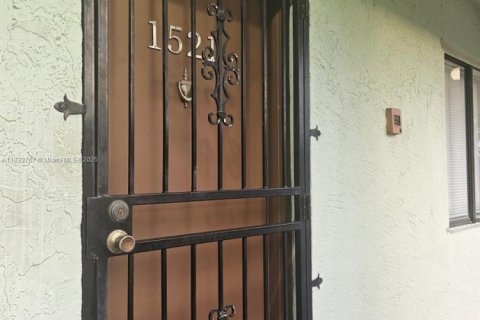 Купить кондоминиум в Хайалиа, Флорида 2 спальни, 98.1м2, № 1958524 - фото 3