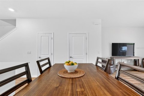Touwnhouse à vendre à Sarasota, Floride: 2 chambres, 109.44 m2 № 2396903 - photo 17