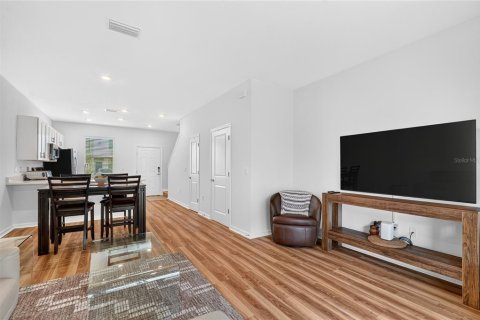 Touwnhouse à vendre à Sarasota, Floride: 2 chambres, 109.44 m2 № 2396903 - photo 24
