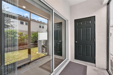 Touwnhouse à vendre à Sarasota, Floride: 2 chambres, 109.44 m2 № 2396903 - photo 27