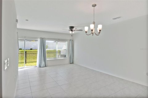 Townhouse in Davenport, Florida 3 bedrooms, 145.58 sq.m. № 1409880 - photo 12