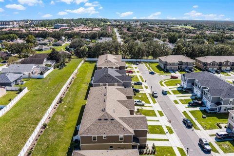 Townhouse in Davenport, Florida 3 bedrooms, 145.58 sq.m. № 1409880 - photo 30
