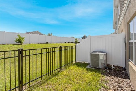 Townhouse in Davenport, Florida 3 bedrooms, 145.58 sq.m. № 1409880 - photo 24