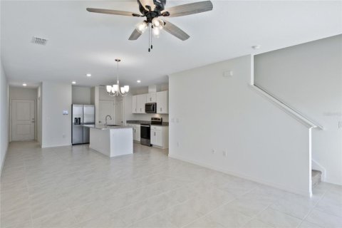 Townhouse in Davenport, Florida 3 bedrooms, 145.58 sq.m. № 1409880 - photo 14