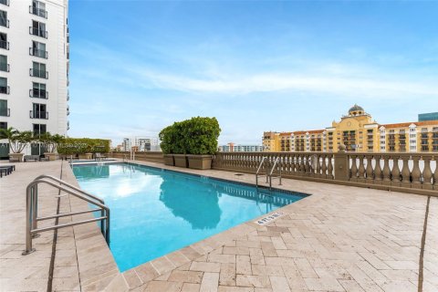 Condo in Coral Gables, Florida, 2 bedrooms  № 1862105 - photo 30