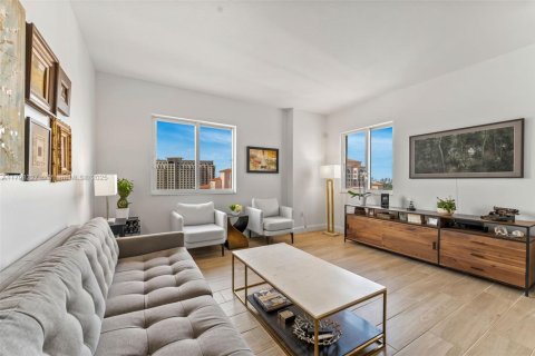 Condo in Coral Gables, Florida, 2 bedrooms  № 1862105 - photo 13