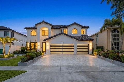 Villa ou maison à vendre à Miramar, Floride: 5 chambres, 424.47 m2 № 2262629 - photo 4