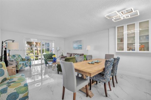 Copropriété à vendre à Dania Beach, Floride: 2 chambres, 106.28 m2 № 1938582 - photo 18