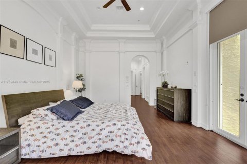 House in Boca Raton, Florida 5 bedrooms, 474.08 sq.m. № 1715546 - photo 28