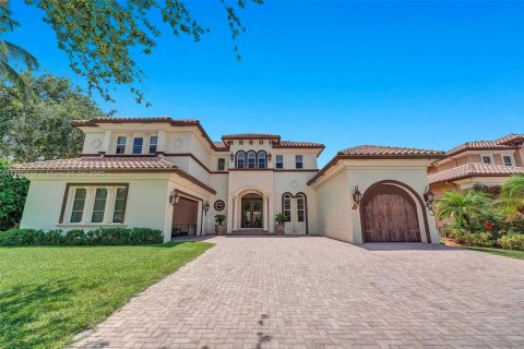 House in Boca Raton, Florida 5 bedrooms, 474.08 sq.m. № 1715546 - photo 1