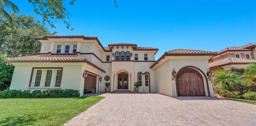 House in Boca Raton, Florida 5 bedrooms, 474.08 sq.m. № 1715546